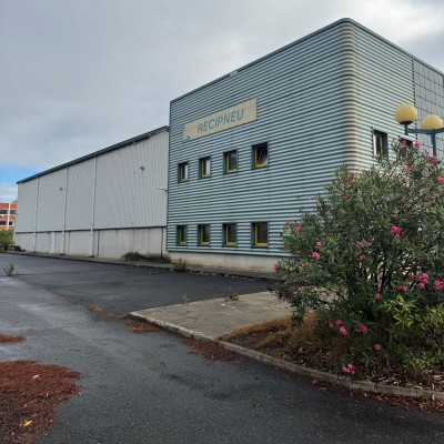 Direito de Superfície - Edifício Industrial ( AT 23.359m2 | Área de Implantação e Construção 2.711m2) | Equipamentos da Indústria de Pneus & Mobiliário de Escritório - Parque Industrial de SINES, Montefeio  