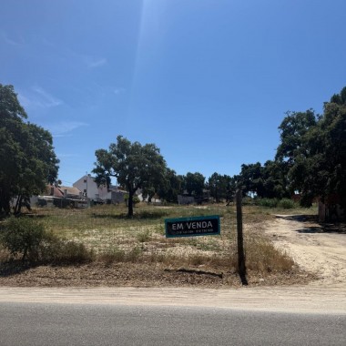 28 Lotes de terreno - 