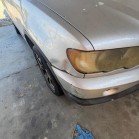 Viatura da marca BMW, modelo X5 com a matrícula 00-75-ZZ ( ano de 2002) 