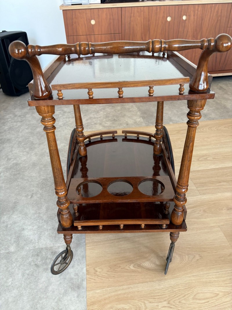 Carrinho de chá em madeira (vintage) 