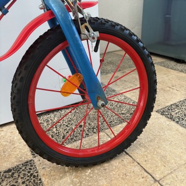 3 bicicletas e carro electrico para criança, réplica de MINI 