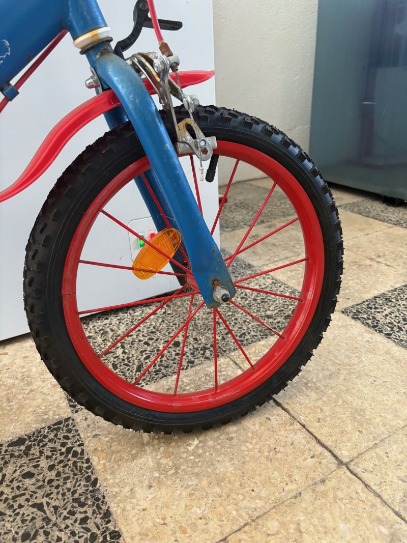 3 bicicletas e carro electrico para criança, réplica de MINI 