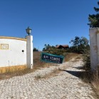 Herdade de Almada : Moradia Unifamiliar, com anexo e logradouro com piscina | Terreno rústico c/ moradia edificada ( construção não legalizada) - FOROS DE CHARNECA - BENAVENTE 