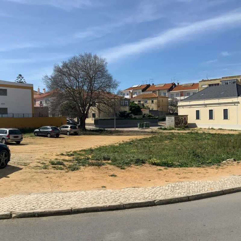 Terreno para construção ( 2.373,45m2) - Freguesia de São Sebastião, Concelho de Setúbal 