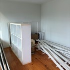 Lote de roupa de senhora | Acessórios ( óculos, malas, bijuteria e sapatos) | Componentes de Bijuteria e Mobiliário de Loja 