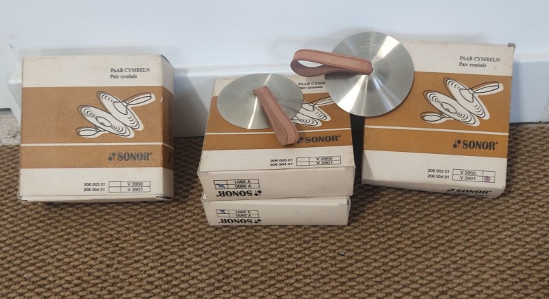 Conjunto de instrumentos de percussão