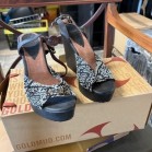 Lote de roupa | Lote de sapatos | Lote de malas - Senhora, Homem e Criança 