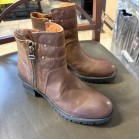 Lote de roupa | Lote de sapatos | Lote de malas - Senhora, Homem e Criança 