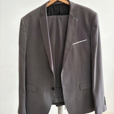 Lote de roupa | Lote de sapatos | Lote de malas - Senhora, Homem e Criança 