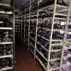 Peças para automóveis | Elevador alcance 4000KG | Estação de tratamento de águas | Lote de Estantes e Mobiliário de Escritório - BRAGANÇA 