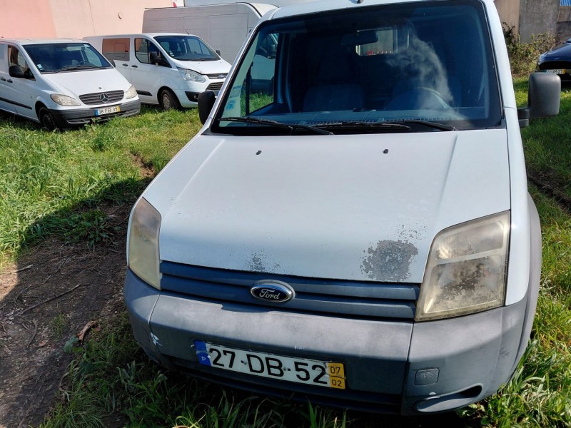Viatura da marca FORD, modelo TRANSIT Connect, matrícula 27-DB-52 ( 02/2007)