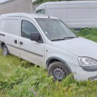 Viatura da marca OPEL, modelo Combo Box Body/MPV, com a matrícula 00-75-VH 