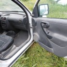 Viatura da marca OPEL, modelo Combo Box Body/MPV, com a matrícula 00-75-VH 