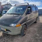 Viatura da marca TOYOTA, modelo Hiace IV BUS, com a matrícula 04-41-MZ