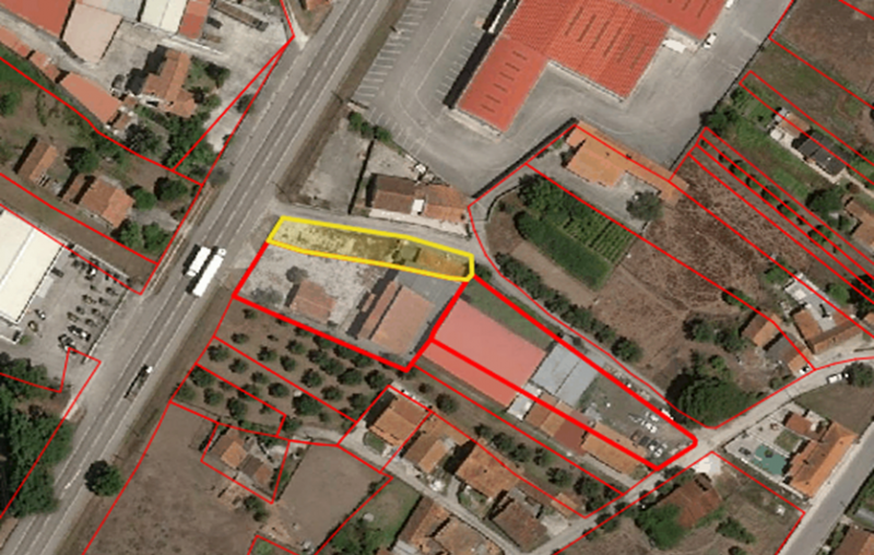 Terreno rústico ( área total de 560m2) - Freguesia de CALVARIA DE CIMA, Concelho de PORTO DE MÓS 