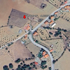 Quinhão hereditário que corresponde a 1/3, composto por casa da habitação T4 ( AT 4.453m2; área de implantação e construção 208m2 e área bruta privativa de 168m2) e composto por terreno rústico com a área total de 8.123m2 - Localizados na freguesia de CASTRO VICENTE, Concelho de MOGADOURO