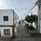 Moradia de 2 Pisos - T4 ( AT 188m2; Área de Implantação 131m2; Área Bruta de Construção 242,45m2 e Área Bruta Privativa de 116,40m2) Freguesia de IDÃES, Concelho de FELGUEIRAS 