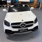 Carrinho elétrico de criança da marca Mercedes- Benz, modelo GLC Coupé 