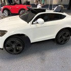 Carrinho elétrico de criança da marca Mercedes- Benz, modelo GLC Coupé 