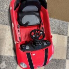 •	Carro elétrico para criança, réplica de MINI da cor vermelha 